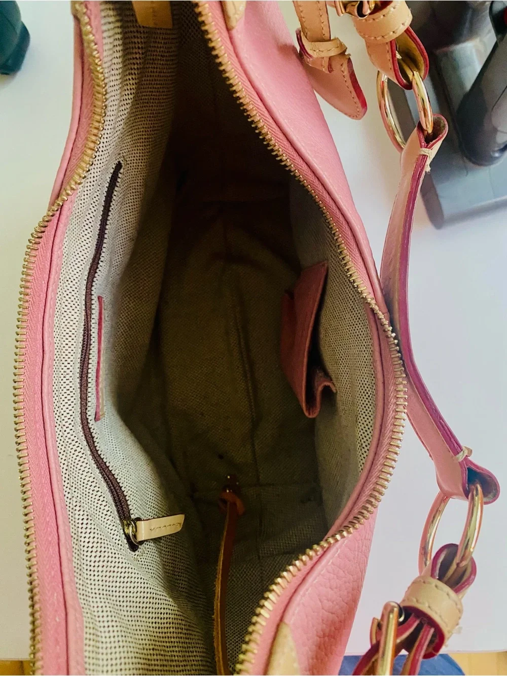Dooney & Bourke this dooney